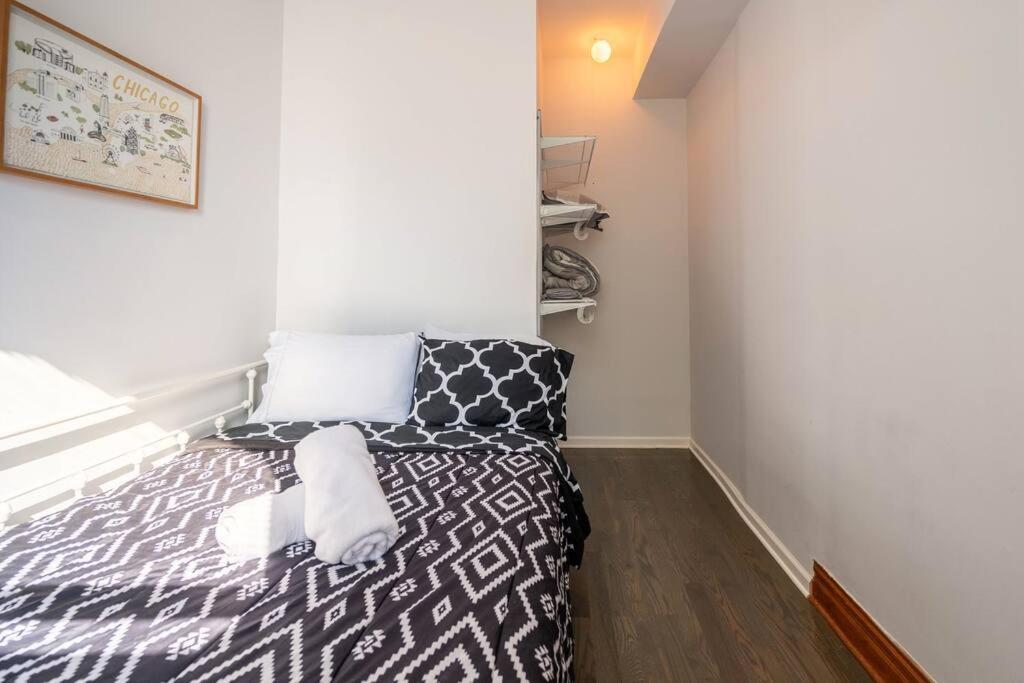 Lincoln Park 3 Bedroom Penthouse شيكاغو المظهر الخارجي الصورة