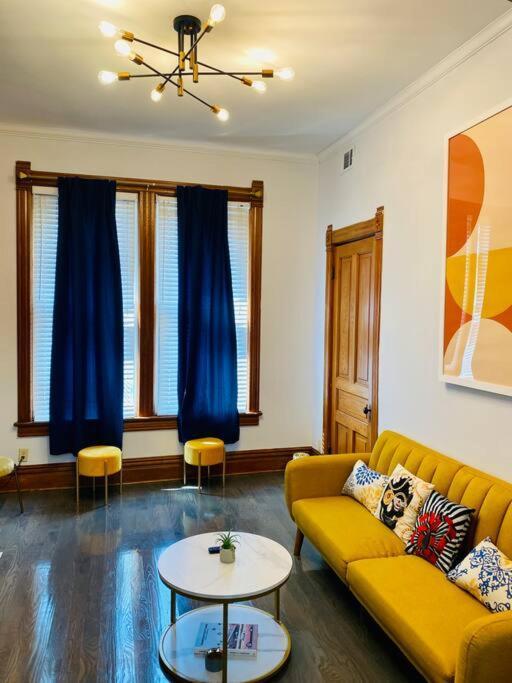 Lincoln Park 3 Bedroom Penthouse شيكاغو المظهر الخارجي الصورة